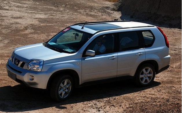 日產(chǎn) 奇駿 2.5L XV 至尊版 CVT 4WD 2010款