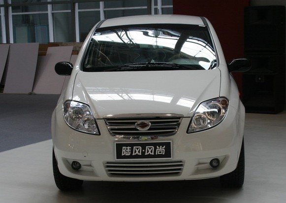 陸風(fēng) 風(fēng)尚 精質(zhì)版 1.6L MT 5座 2009款