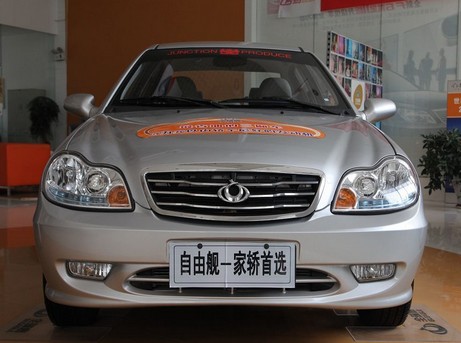 2012款自由艦1.0L 手動進取型II