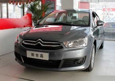 2013款新世嘉兩廂1.6L 自動樂尚版